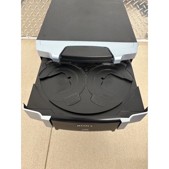 Sony MHC-GX250 Mini Hi-Fi Component Shelf Stereo System Radio CD Player Cassette - Picture 6 of 16